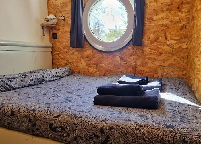 Peniche Chaleureuse Avec Jacuzzi Centre * Tuluza