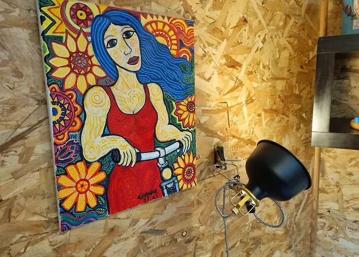 Peniche Chaleureuse Avec Jacuzzi Centre Hotel na wodzie