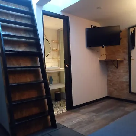 Peniche Chaleureuse Avec Jacuzzi Centre Tuluza