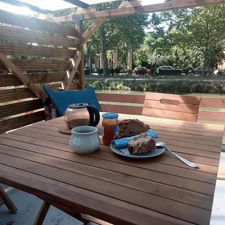 Peniche Chaleureuse Avec Jacuzzi Centre Hotel na wodzie Tuluza