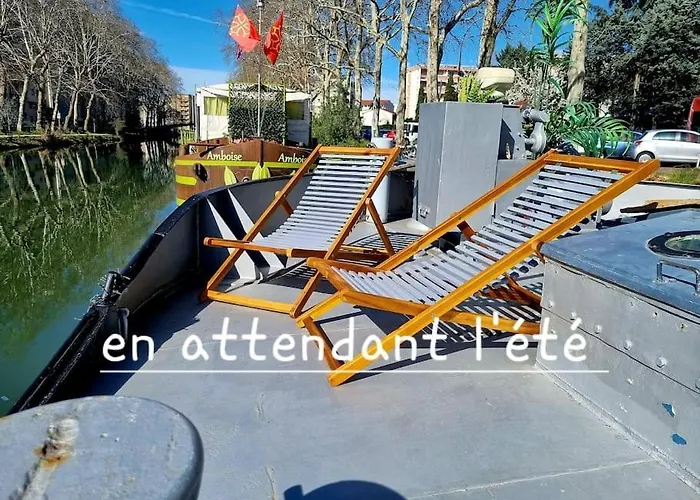 船上ホテル Peniche Chaleureuse Avec Jacuzzi Centre