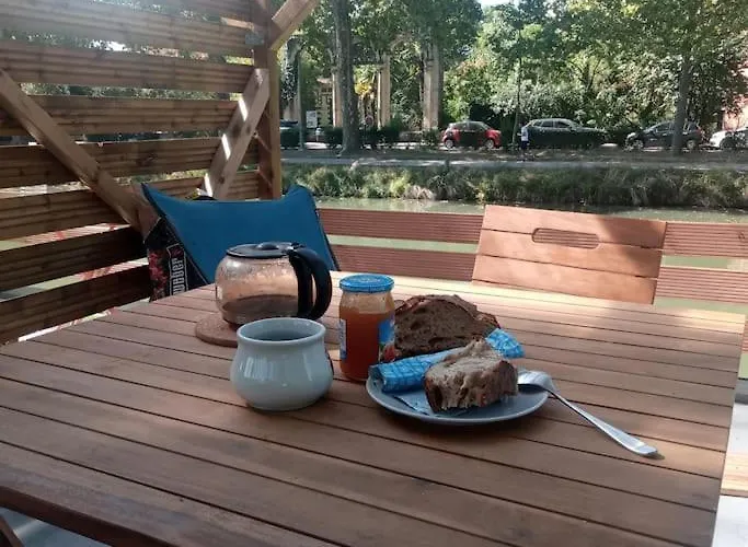 Peniche Chaleureuse Avec Jacuzzi Centre Πλωτό κατάλυμα Τουλούζη